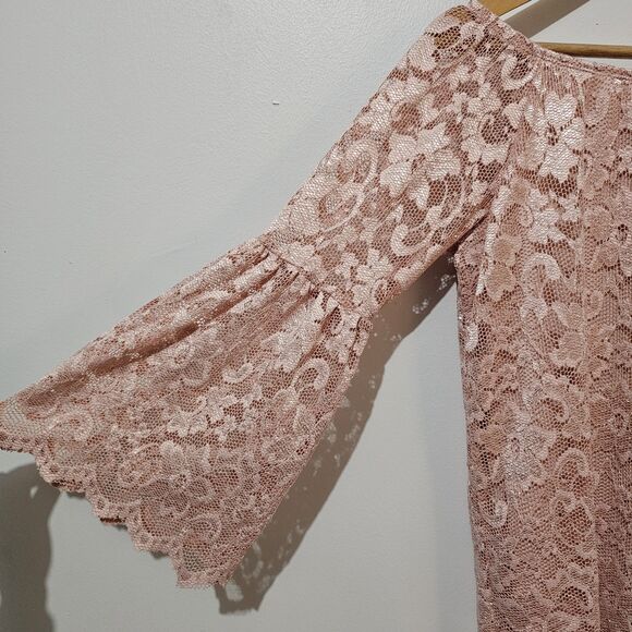 Almost Famous - Blouse Off the Shoulder Lace - Size M - Pink - Picture 6 of 8